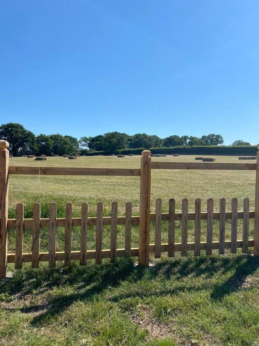 Villa Beautiful Rural Self Contained Farm Annex Hordle Exterior foto